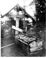 Голбец (голубец). Русское северное кладбище.
Фото 50-х годов